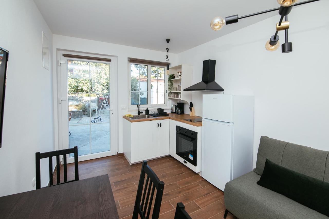 Apartmani Barbarosa Sveti Filip i Jakov Exterior foto