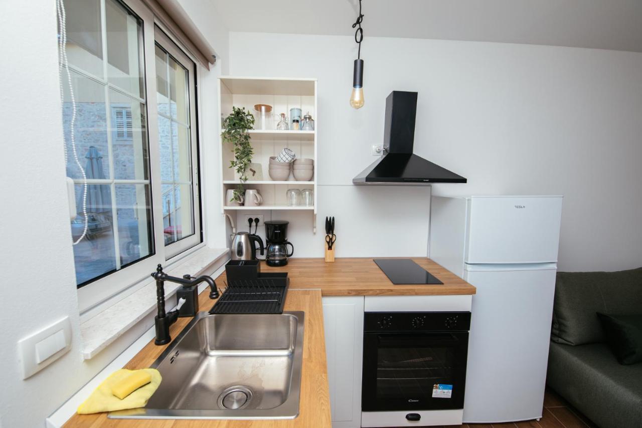 Apartmani Barbarosa Sveti Filip i Jakov Exterior foto