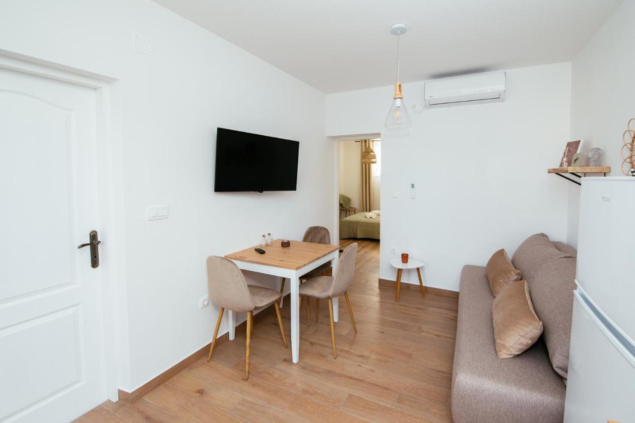 Apartmani Barbarosa Sveti Filip i Jakov Exterior foto