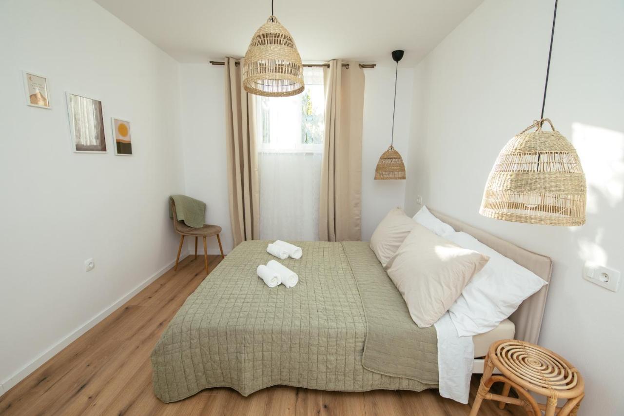 Apartmani Barbarosa Sveti Filip i Jakov Exterior foto